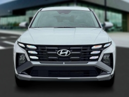 Hyundai Tucson SE FWD 2026
