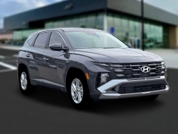 Hyundai Tucson SE FWD 2026