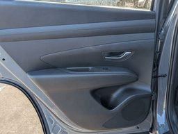 Hyundai Tucson SE FWD 2026