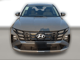 Hyundai Tucson SE FWD 2026