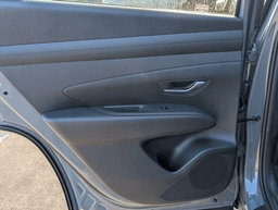 Hyundai Tucson SE FWD 2026