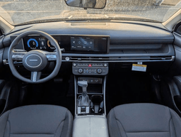 Hyundai Tucson SE FWD 2026