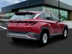 Hyundai Tucson SE FWD 2026