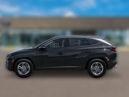 Hyundai Tucson SE FWD 2026