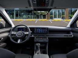 Hyundai Tucson SE FWD 2026