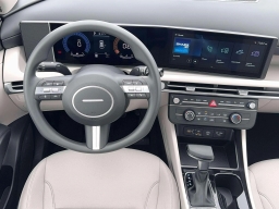 Hyundai Tucson SE AWD 2026