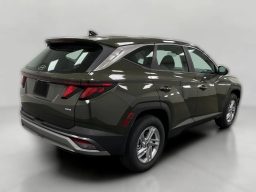 Hyundai Tucson SE AWD 2026