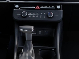 Hyundai Tucson SE AWD 2026