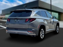 Hyundai Tucson SEL FWD 2026