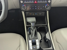 Hyundai Tucson SEL FWD 2025