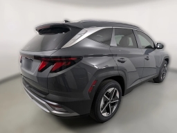 Hyundai Tucson SEL FWD 2025