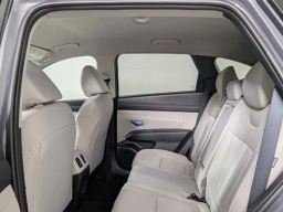 Hyundai Tucson SEL FWD 2025