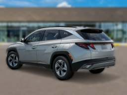 Hyundai Tucson SEL FWD 2026