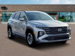 Hyundai Tucson SEL Premium FWD 2026