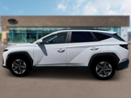 Hyundai Tucson SEL Premium FWD 2026