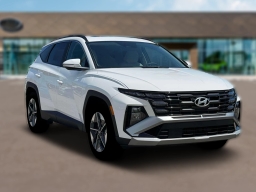 Hyundai Tucson SEL Premium FWD 2026