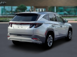 Hyundai Tucson SEL Premium FWD 2026