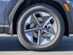 Hyundai Tucson SEL Premium FWD 2026