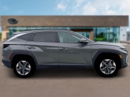 Hyundai Tucson SEL Premium AWD 2026