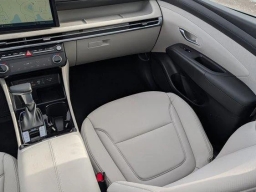 Hyundai Tucson SEL Premium AWD 2026