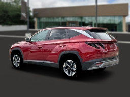 Hyundai Tucson SEL Premium AWD 2026