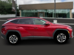 Hyundai Tucson SEL Premium AWD 2026