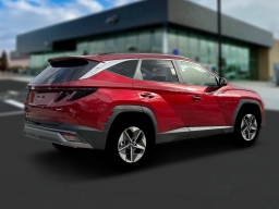 Hyundai Tucson SEL Premium AWD 2026