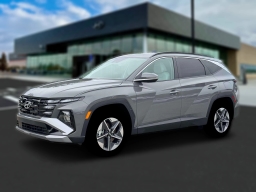 Hyundai Tucson SEL Premium AWD 2026