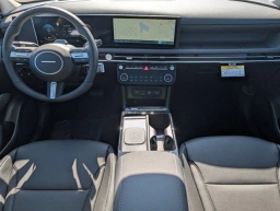 Hyundai Tucson Limited AWD 2026