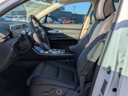 Genesis GV70 2.5T AWD 2026