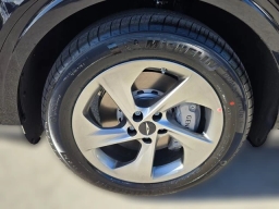 Genesis GV70 2.5T Select AWD 2026