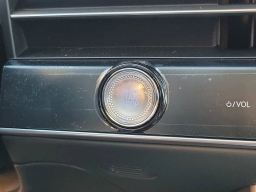 Genesis GV70 2.5T Select AWD 2026