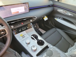 Genesis GV70 2.5T Select AWD 2026