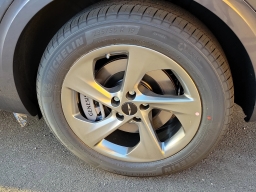 Genesis GV70 2.5T Select AWD 2026