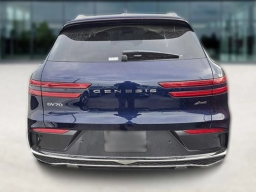 Genesis GV70 2.5T AWD 2026