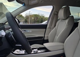 Genesis GV70 2.5T AWD 2026