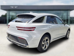 Genesis GV70 2.5T AWD 2026