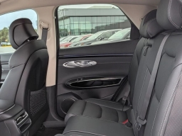 Genesis GV70 2.5T AWD 2026