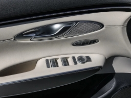 Genesis GV70 2.5T Select AWD 2026