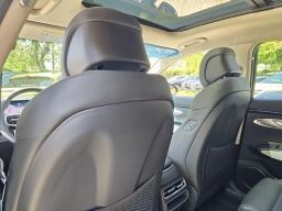 Genesis GV70 2.5T Select AWD 2026