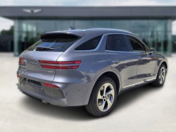 Genesis GV70 2.5T Select AWD 2026
