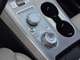 Genesis GV70 2.5T Advanced AWD 2026