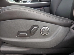 Genesis GV70 2.5T Advanced AWD 2026