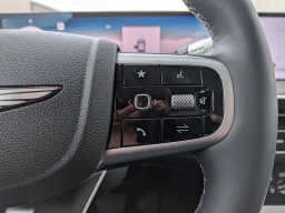 Genesis GV70 2.5T Advanced AWD 2026