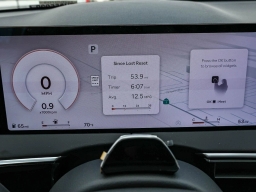 Genesis GV70 2.5T Advanced AWD 2026