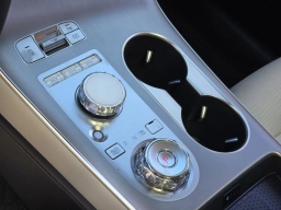 Genesis GV70 2.5T Advanced AWD 2026