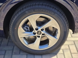 Genesis GV70 2.5T Advanced AWD 2026