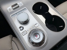 Genesis GV70 2.5T Advanced AWD 2026