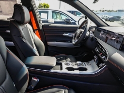 Genesis GV70 2.5T Sport Prestige AWD 2026