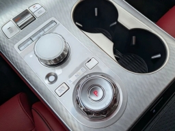 Genesis GV70 2.5T Sport Prestige AWD 2026